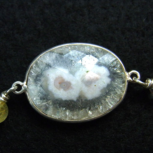 �\�[���[�N�H�[�c�̃u���X���b�g