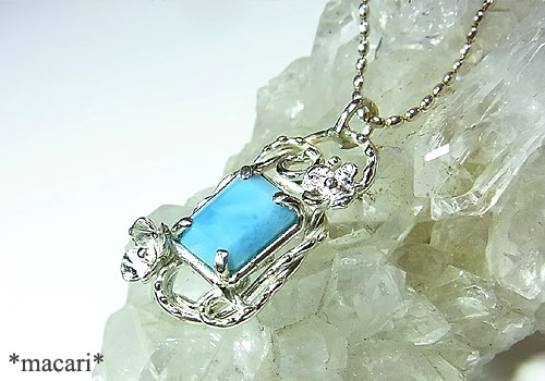 �����}�[�̖����y���_���g