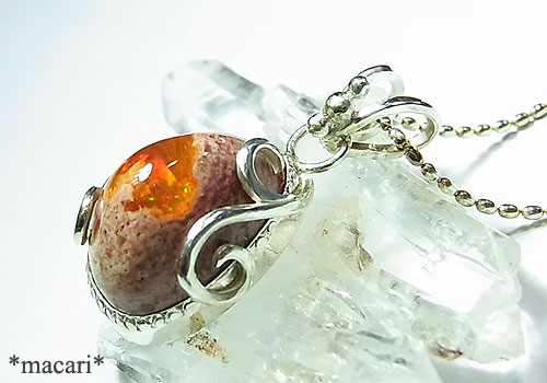 �J���e���I�p�[���̓����y���_���g