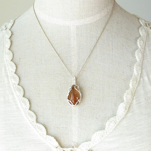 ���`���N�H�[�c�@�y���_���g