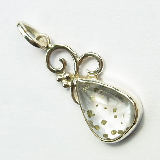 �p�C���C�g�C���N�H�[�c�@�y���_���g