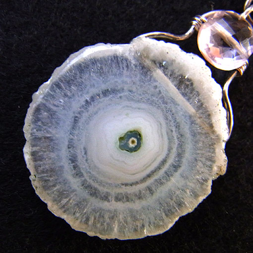 �\�[���[�N�H�[�c�̓����y���_���g