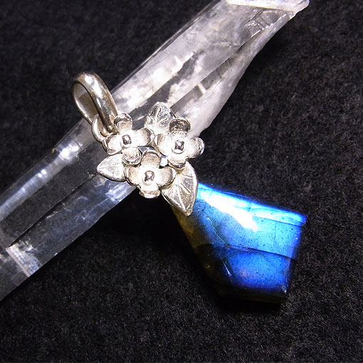 ���u���h���C�g�@�y���_���g