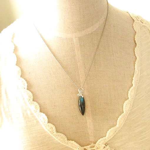 ���u���h���C�g�@�y���_���g