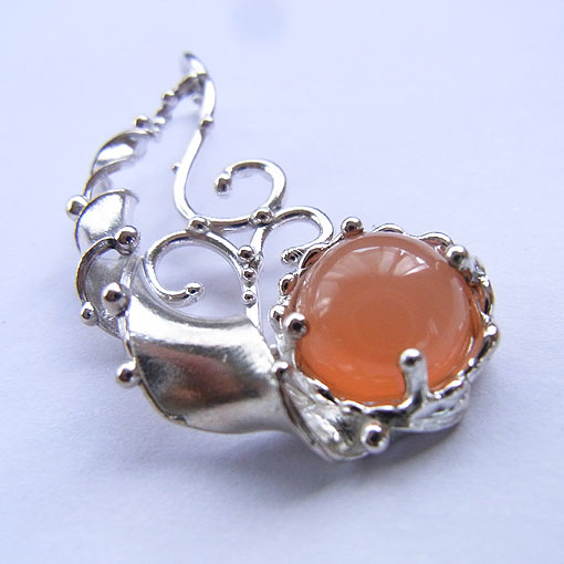 �I�����W���[���X�g�[���@�y���_���g