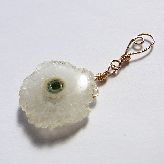 �\�[���[�N�H�[�c�@�y���_���g