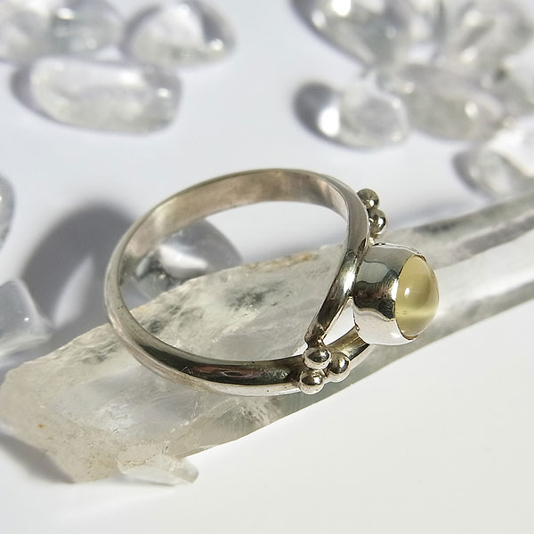 �C�G���[�x�����@�L���b�c�A�C�@�����O