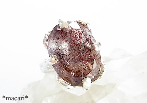 �C���N���[�W�����N�H�[�c�̃����O