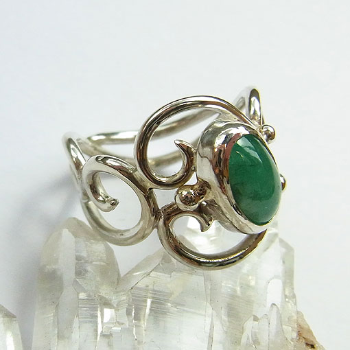 �G�������h�̓��������O