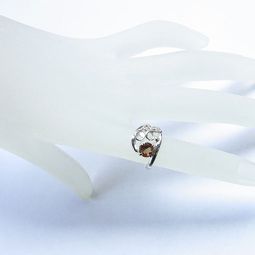 �A���_���T�C�g�i�A���_�����[�T�C�g�j�̓��������O