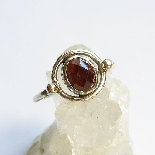 ���Y�@�K�[�l�b�g�@�V���o�[�����O